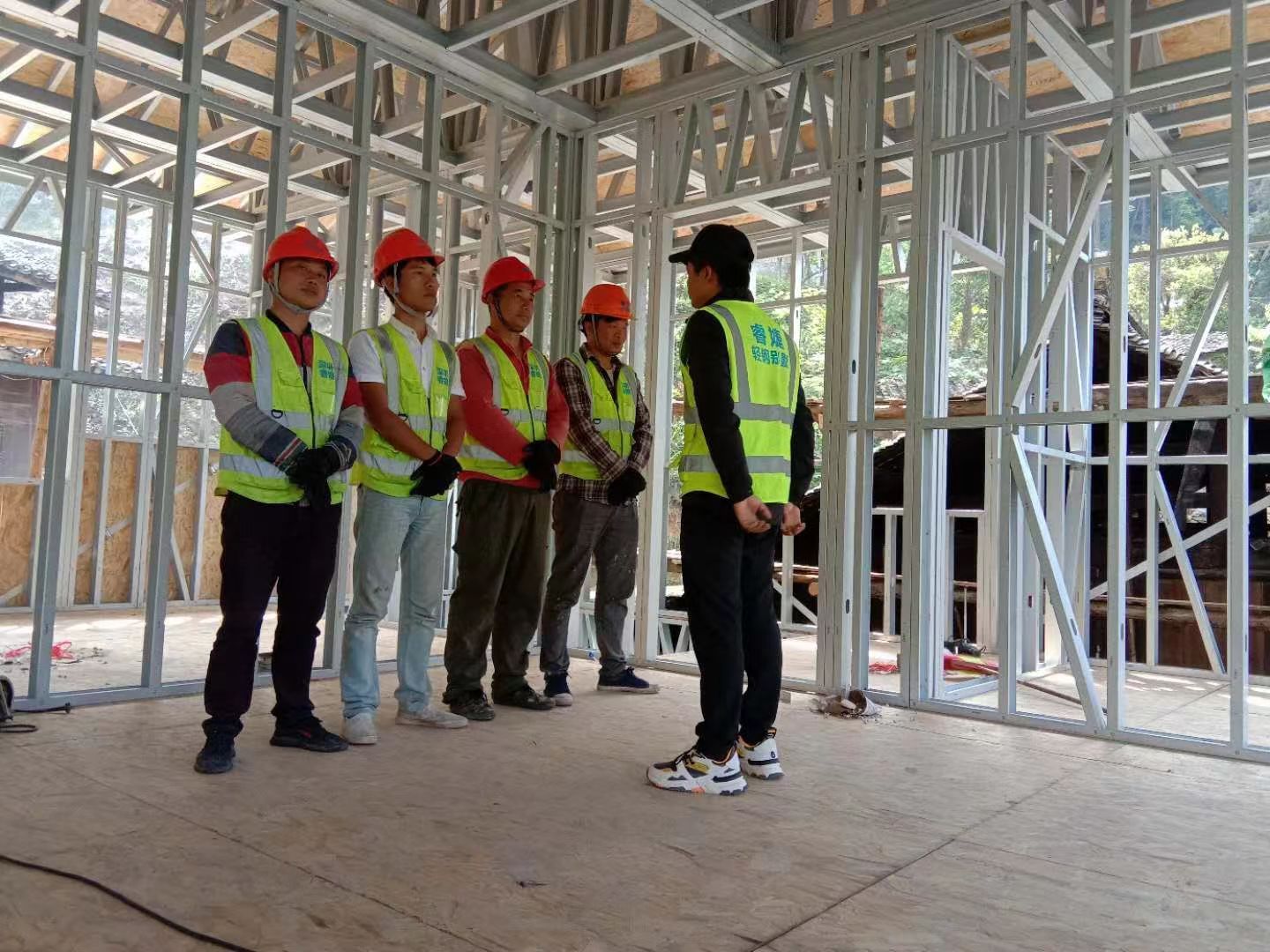 輕鋼別墅是否適合用于工廠建設(shè)？